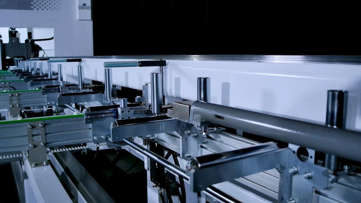 Intelligent Production Line for Aluminum Door Intelligent Production Line for Aluminum Door